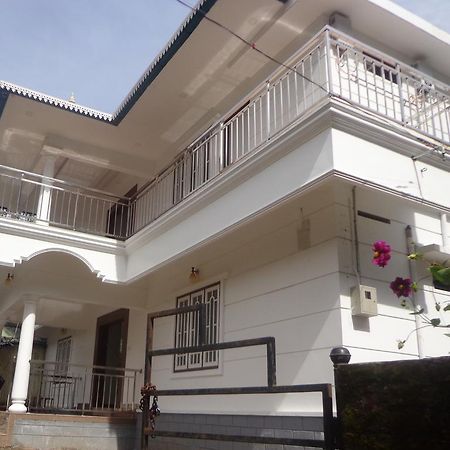 Aarons Cottage 蒙纳 外观 照片